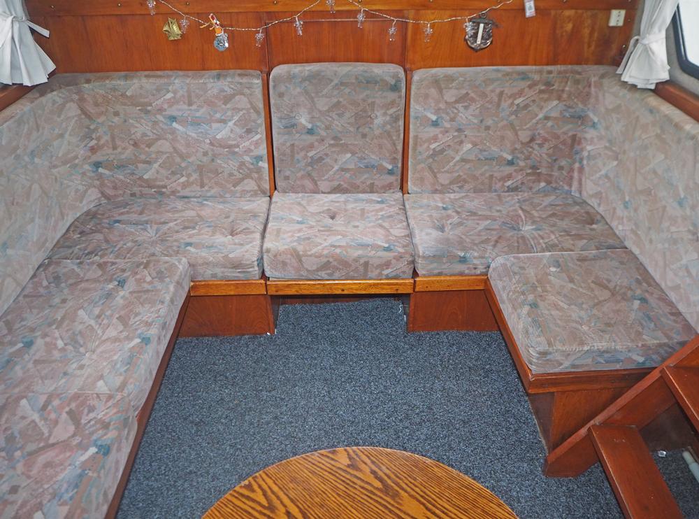 Steuerhaus, Innenausstattung